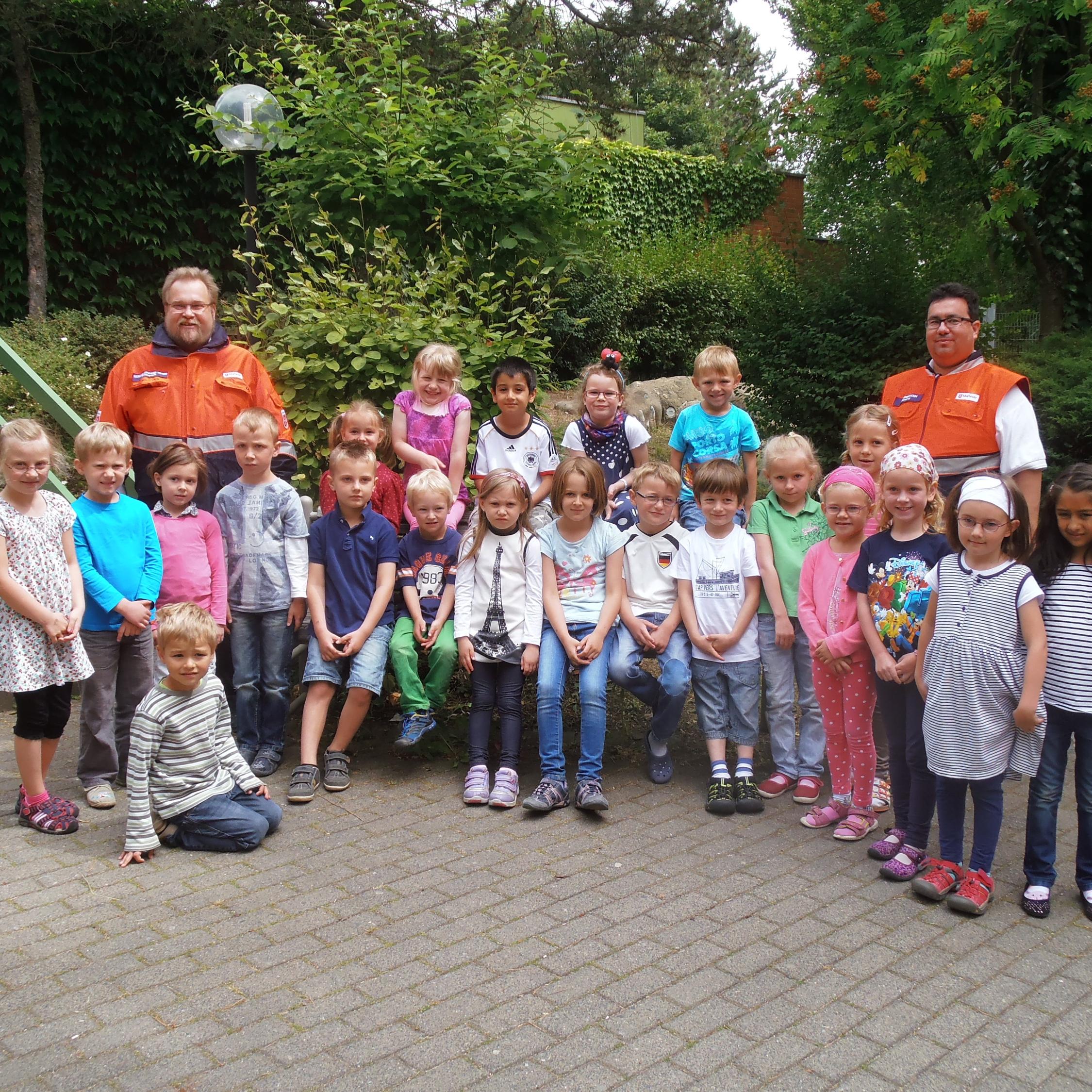 Berufe schnuppern - Malteser (Sanitäter/Ersthelfer) zu Besuch bei uns im Kindergarten