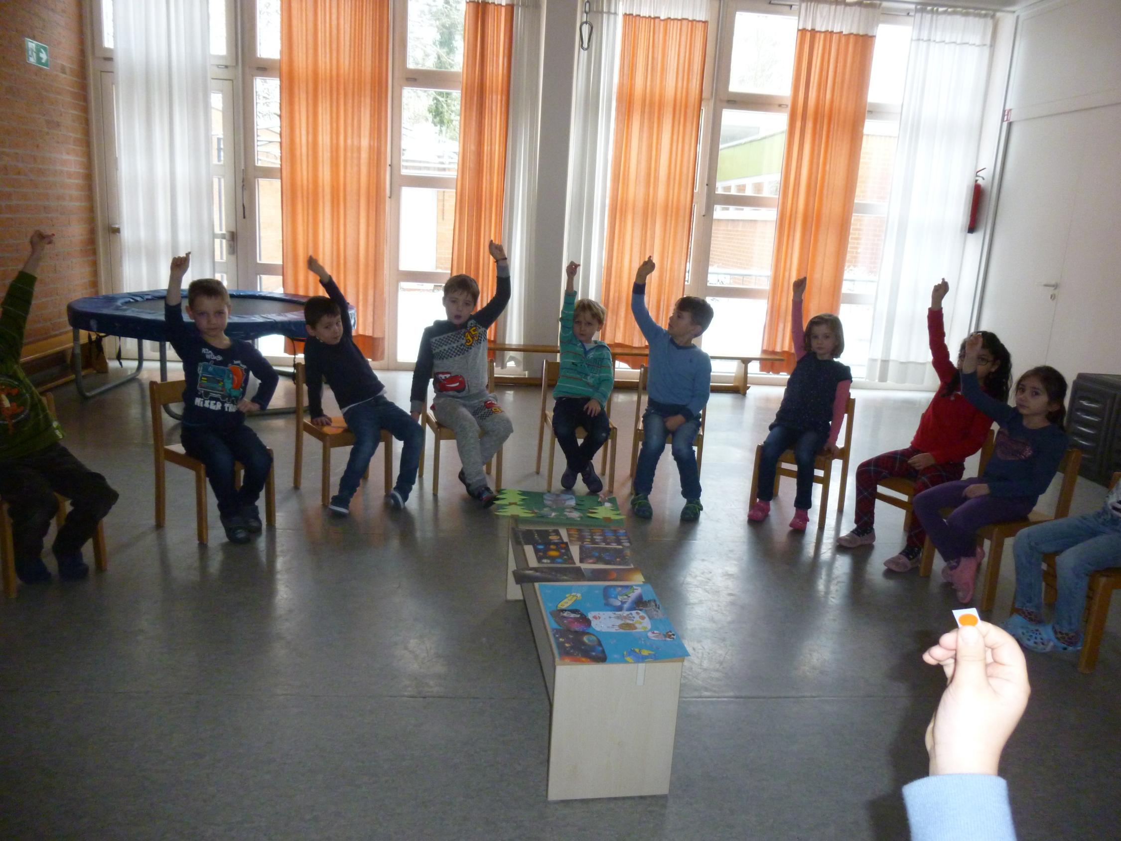 Kinderkonferenz zum Faschingsthema